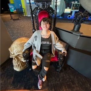 Meet your Posher, Rose